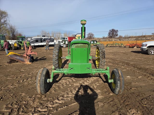 Image of John Deere 3010 equipment image 2