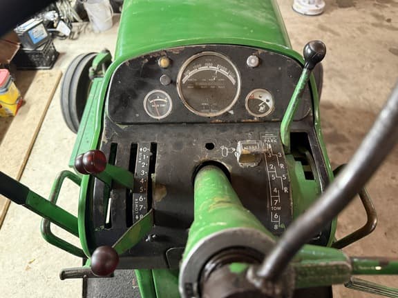 Image of John Deere 3010 equipment image 4