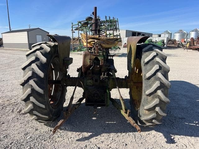 Image of John Deere 3010 equipment image 3