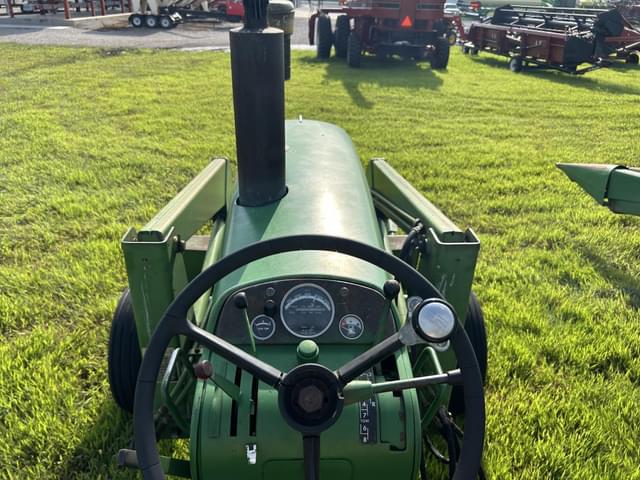 Image of John Deere 3010 equipment image 4