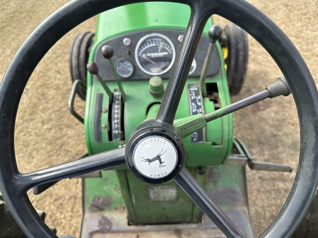 Image of John Deere 3010 equipment image 4