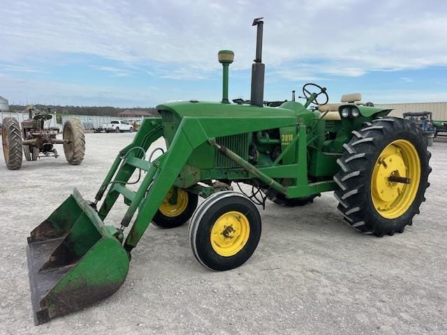 John Deere 3010 Equipment Image0