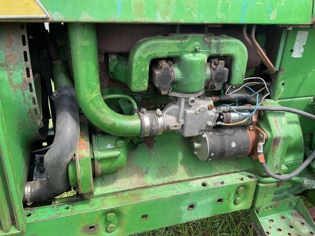 Image of John Deere 3010 equipment image 4