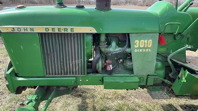 Image of John Deere 3010 equipment image 2