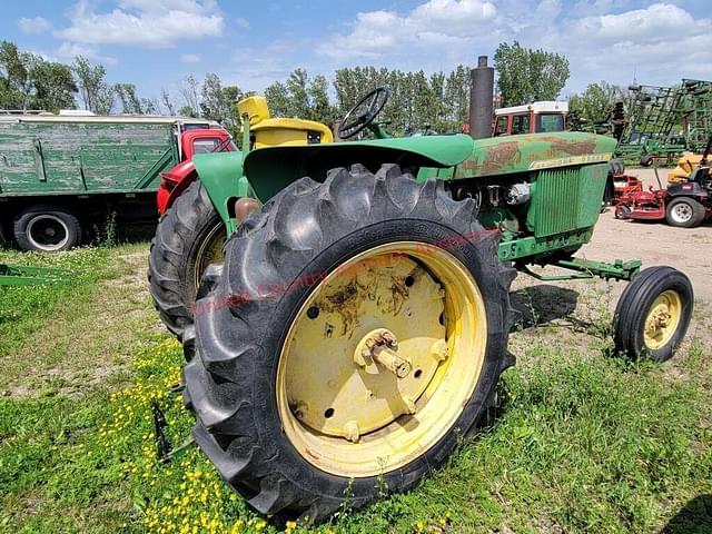 Image of John Deere 3010 equipment image 1