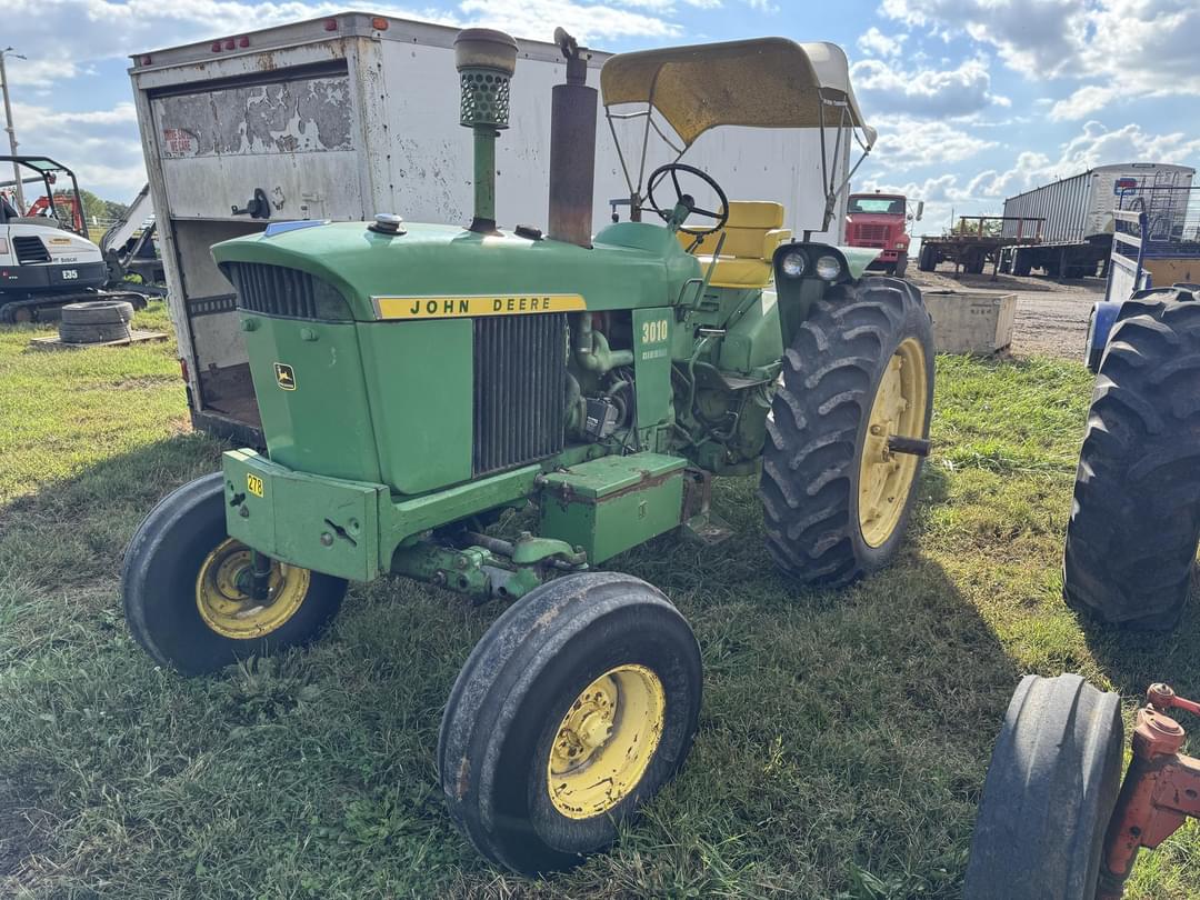 Image of John Deere 3010 Primary image