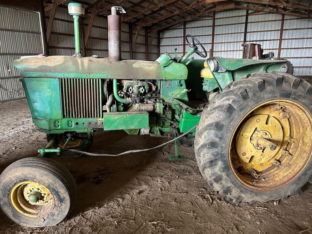 Image of John Deere 3010 Primary image