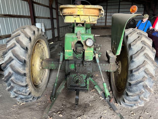 Image of John Deere 3010 equipment image 2