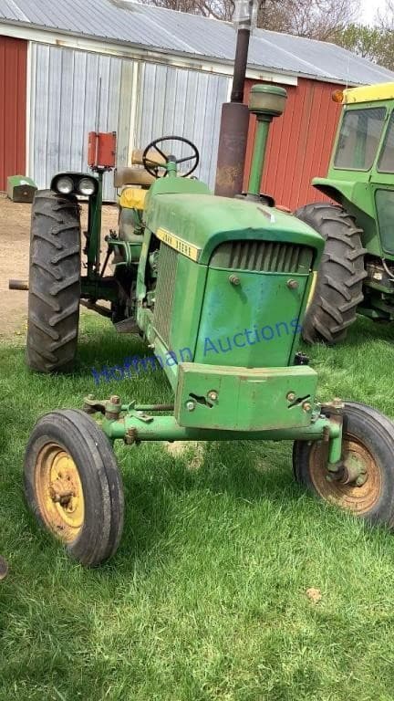 Image of John Deere 3010 equipment image 2
