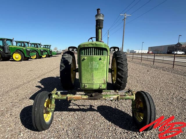 Image of John Deere 3010 equipment image 4