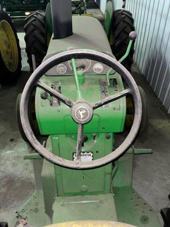 Image of John Deere 3010 equipment image 4