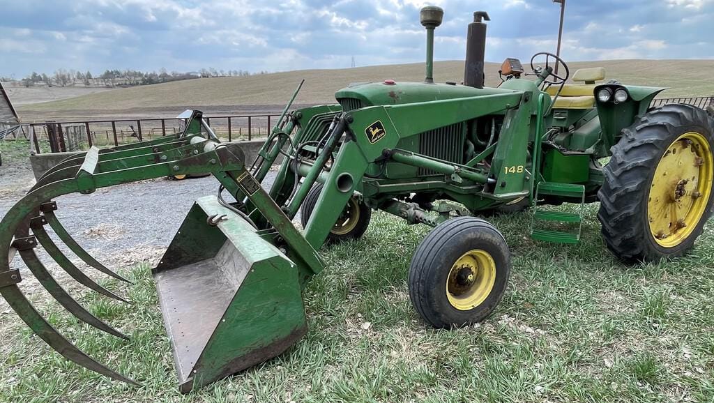 Main image John Deere 3010