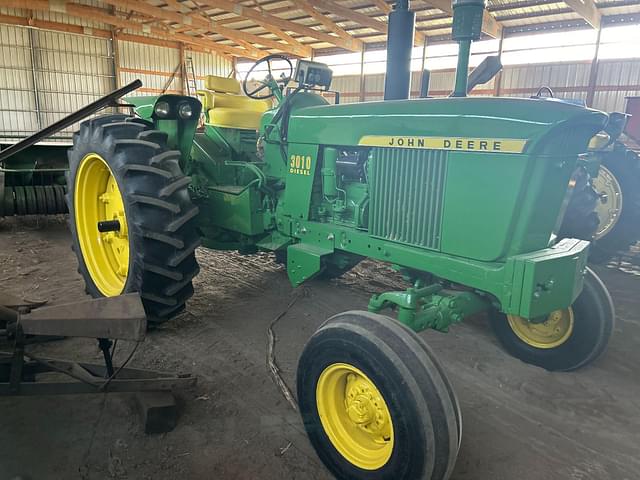 Image of John Deere 3010 equipment image 3