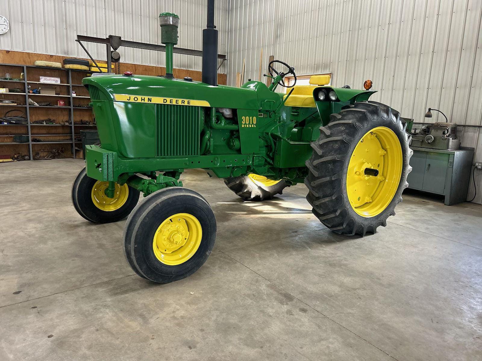 Main image John Deere 3010