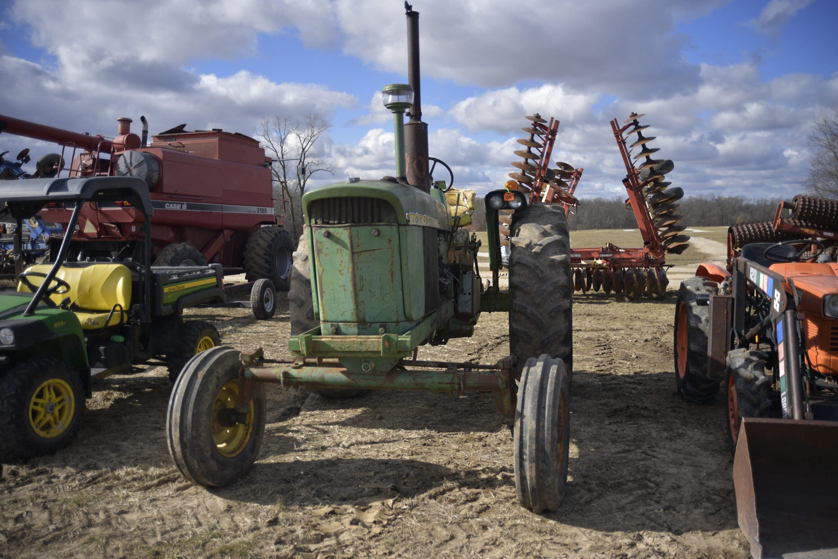 John Deere 3010 Equipment Image0