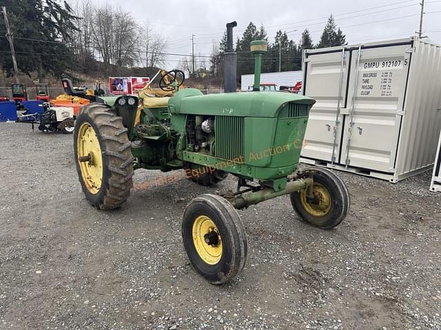 Image of John Deere 3010 equipment image 2