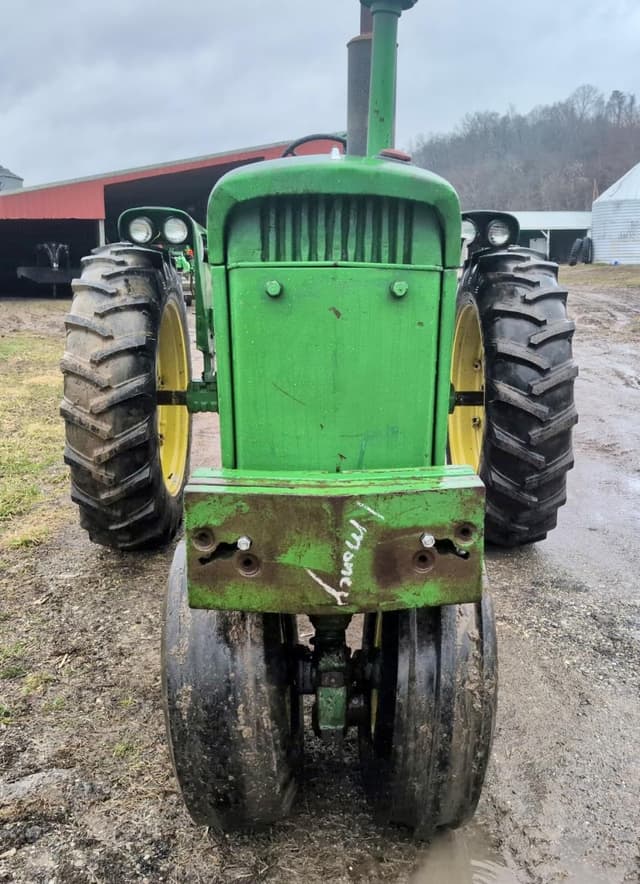 Image of John Deere 3010 equipment image 4