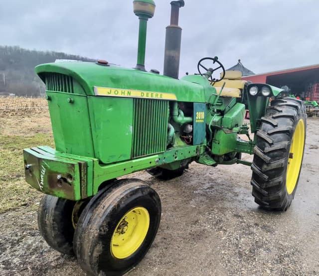 Image of John Deere 3010 equipment image 1