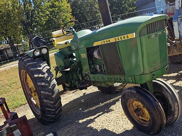 Image of John Deere 3010 equipment image 1