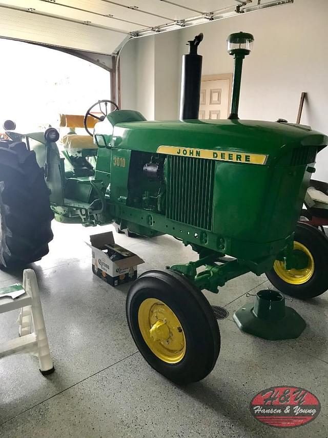 Image of John Deere 3010 equipment image 2
