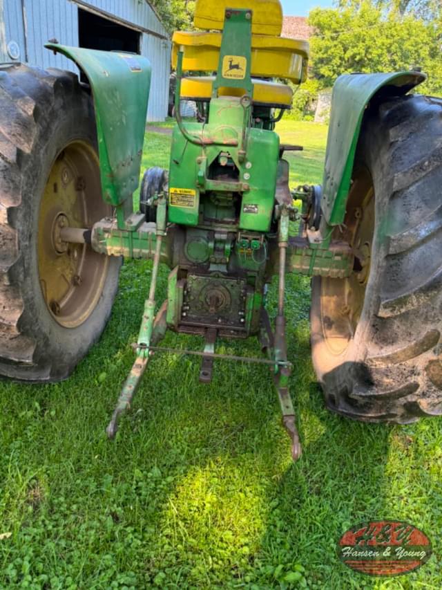 Image of John Deere 3010 equipment image 4