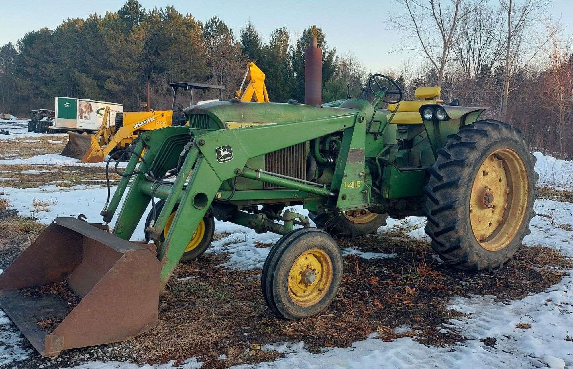 John Deere 3010 Equipment Image0
