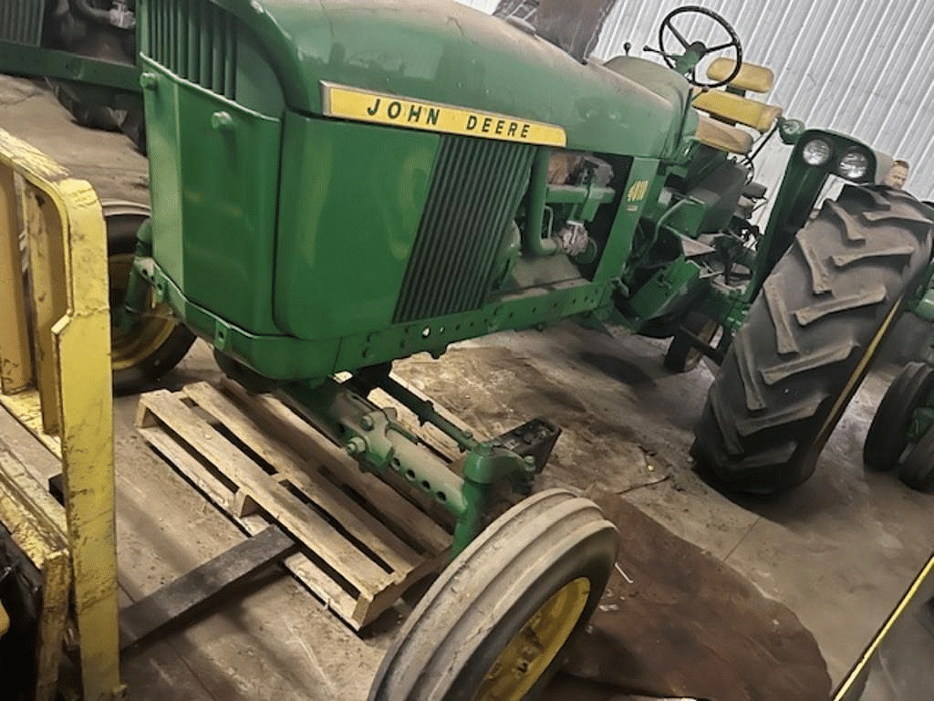 Image of John Deere 3010 Image 0