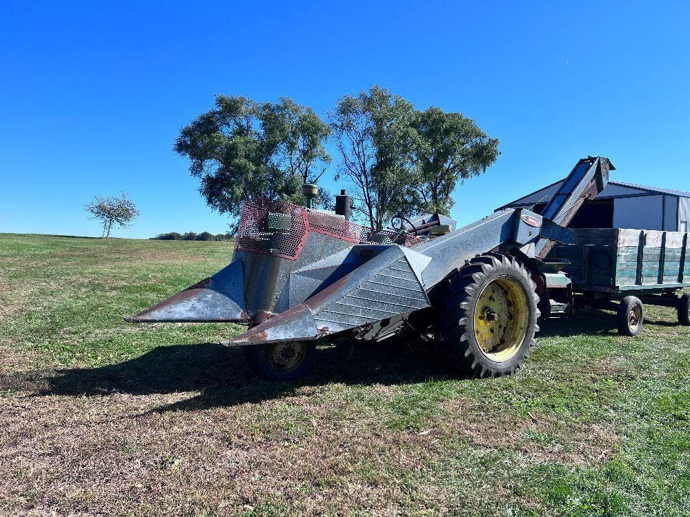 Main image John Deere 3010