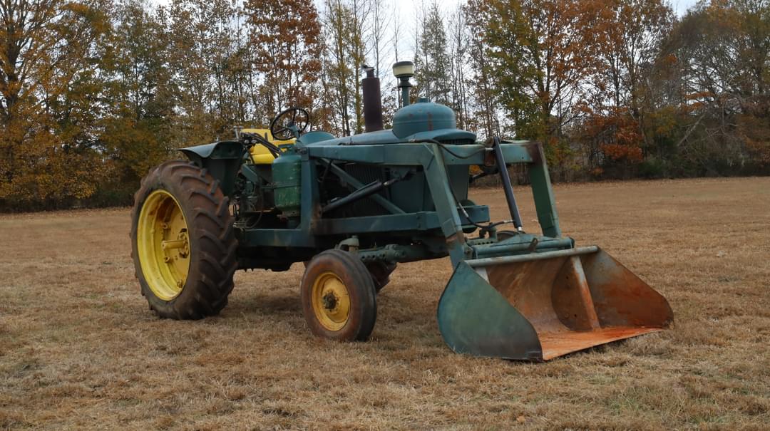 Image of John Deere 3020 Primary image