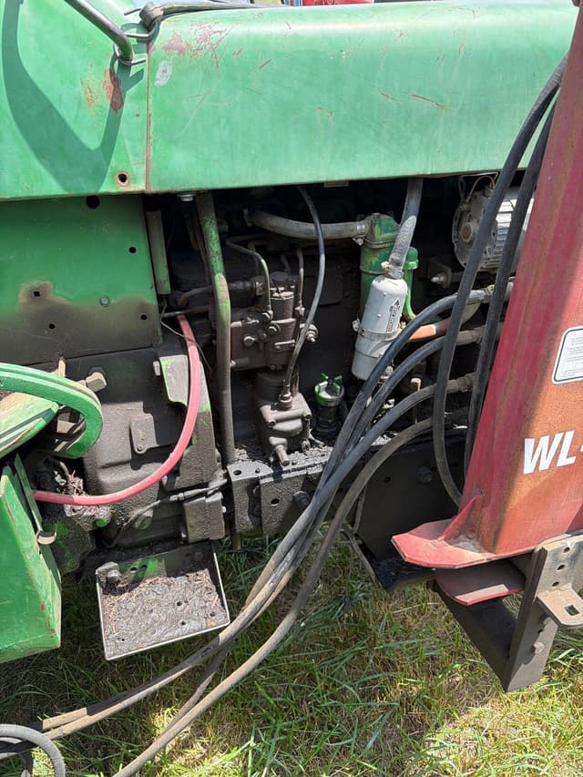 Image of John Deere 3020 equipment image 4
