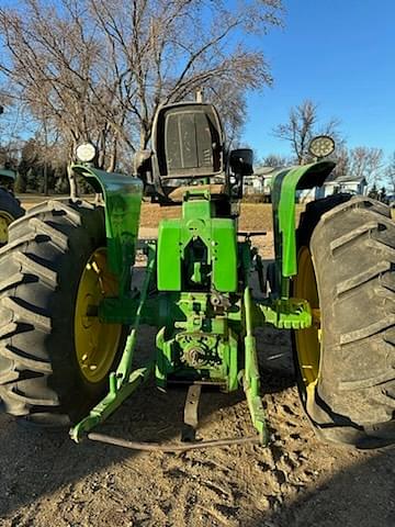 Image of John Deere 3020 equipment image 2