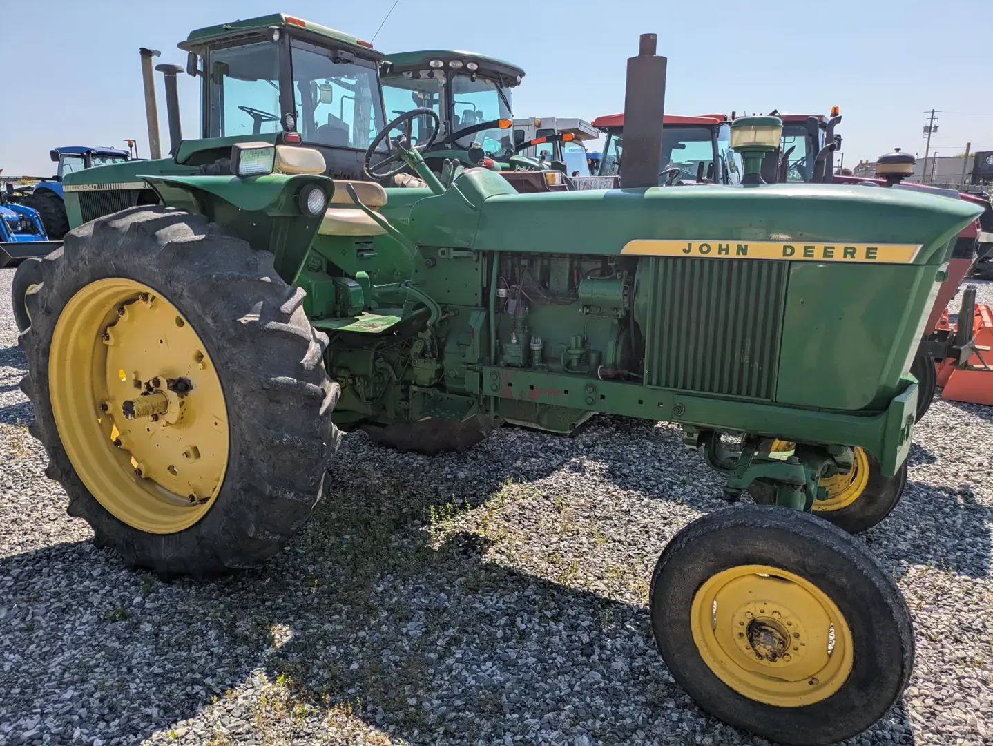John Deere 3020 Equipment Image0
