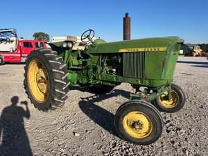 John Deere 3020 Image