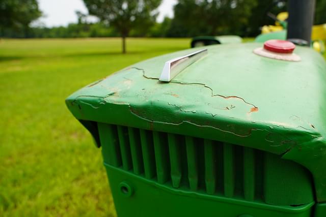 Image of John Deere 3020 equipment image 2