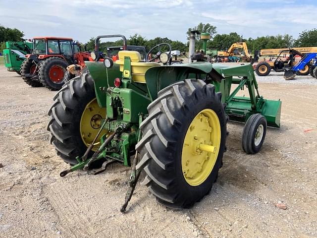 Image of John Deere 3020 equipment image 2