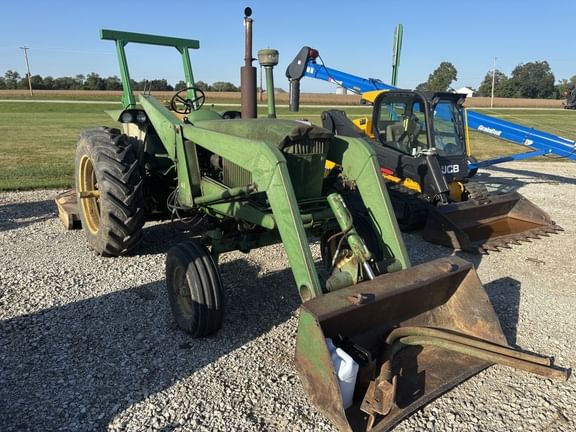 John Deere 3020 Equipment Image0