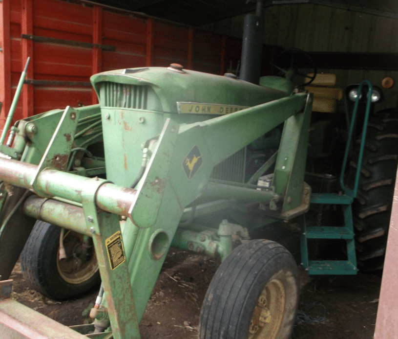 John Deere 3020 Equipment Image0