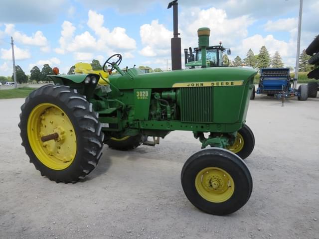 Image of John Deere 3020 equipment image 3