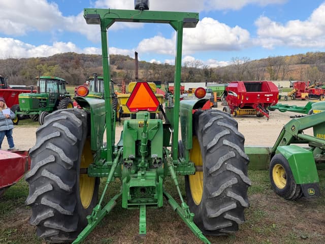 Image of John Deere 3020 equipment image 3