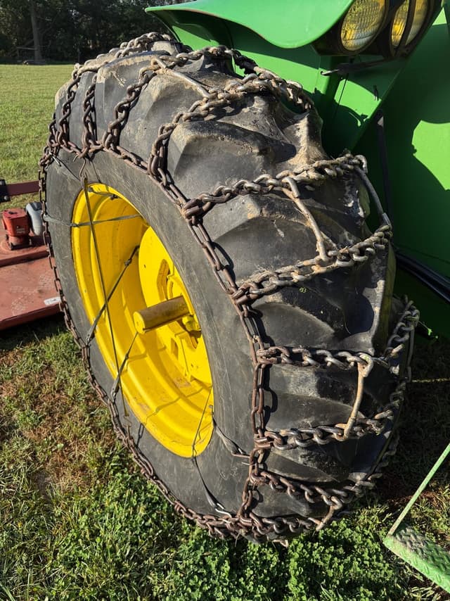 Image of John Deere 3020 equipment image 4