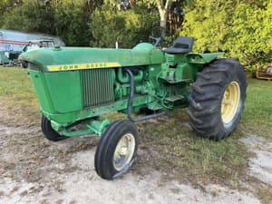 John Deere 3020 Image