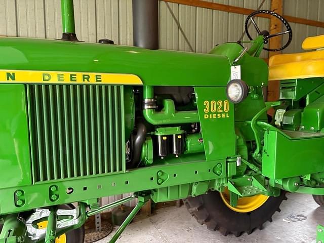 Image of John Deere 3020 equipment image 3