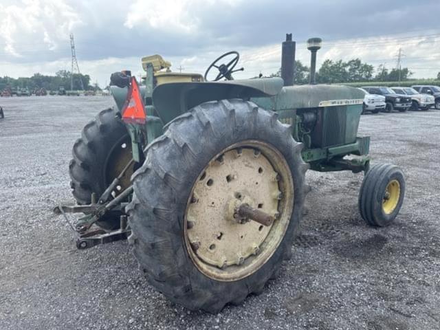 Image of John Deere 3020 equipment image 3