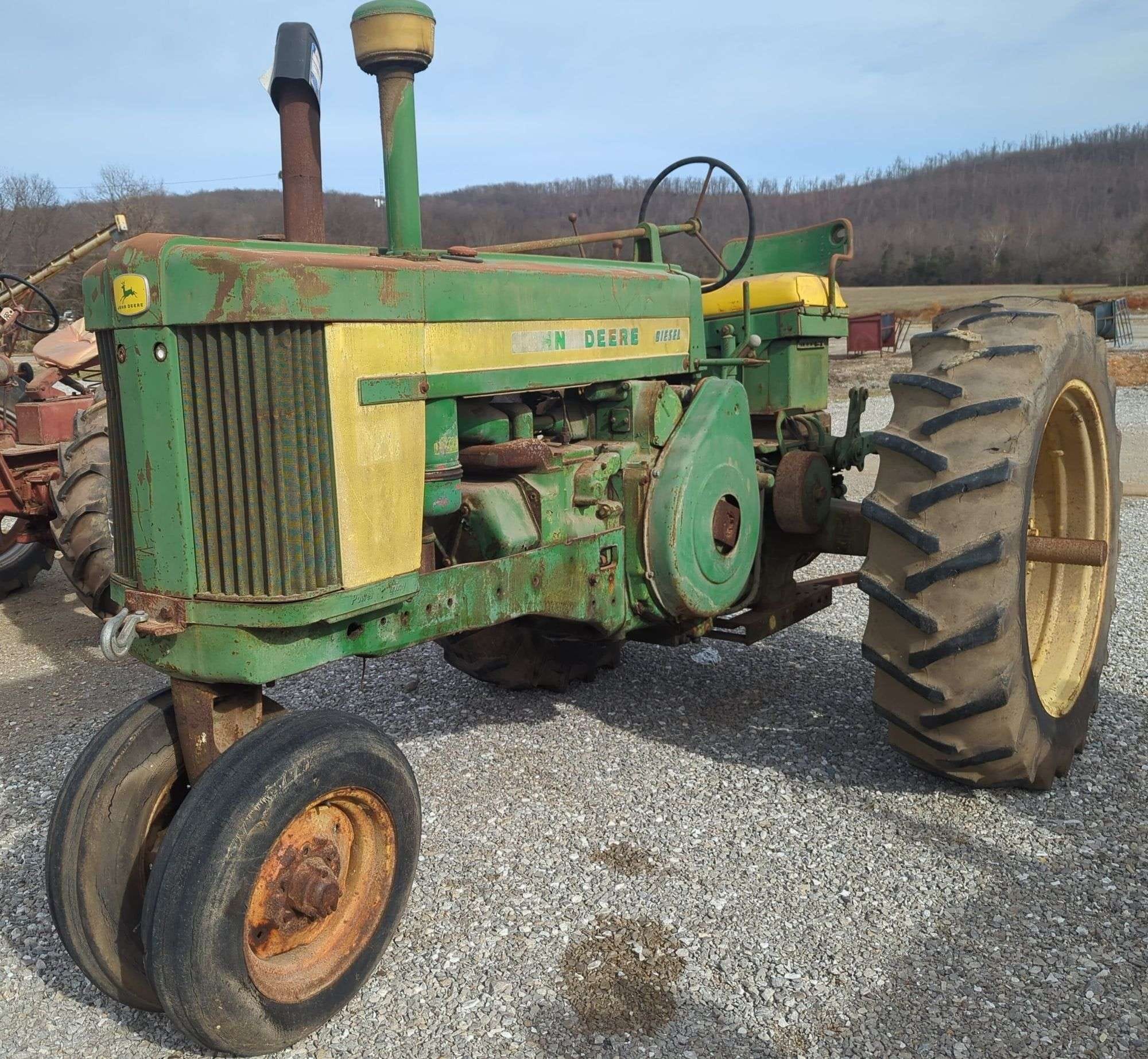 John Deere 3020 Equipment Image0
