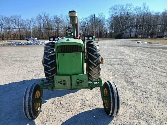 Image of John Deere 3020 equipment image 1