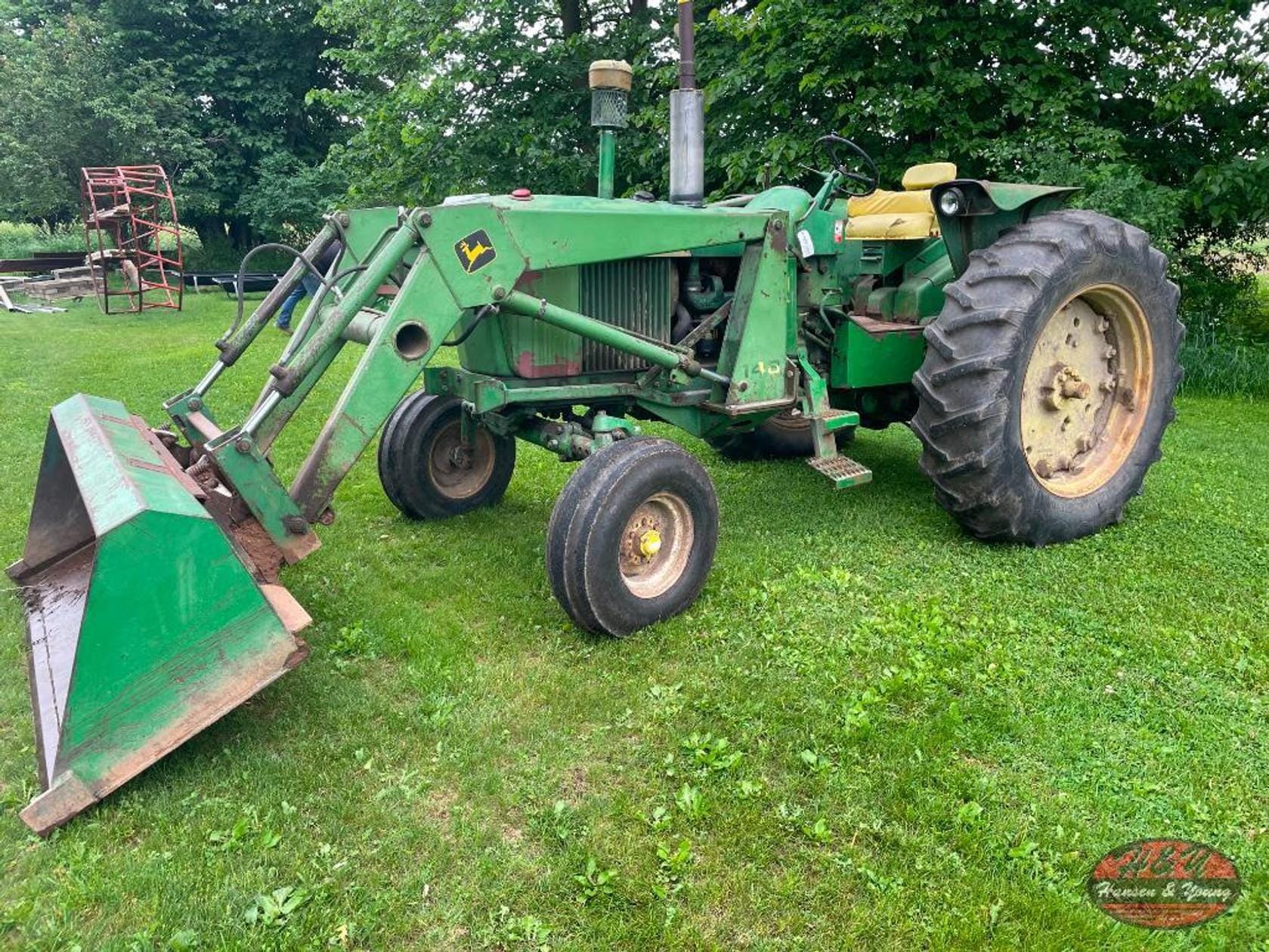 John Deere 3020 Equipment Image0