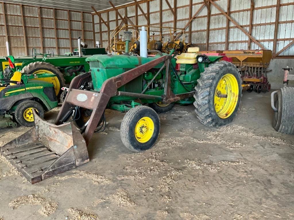 Main image John Deere 3020