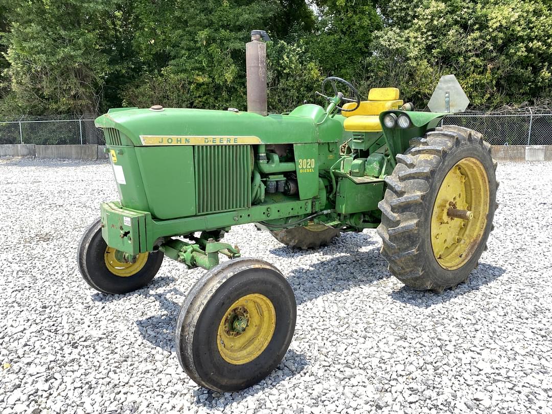 Image of John Deere 3020 Primary image