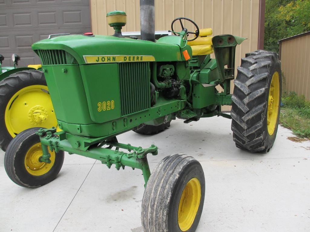 Main image John Deere 3020