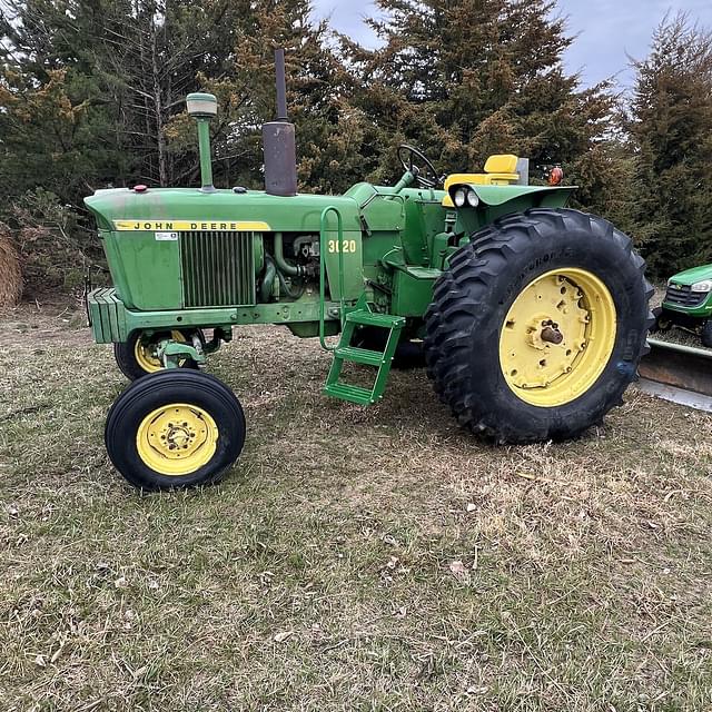 Image of John Deere 3020 equipment image 3